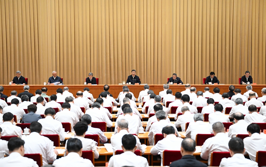 7月14日至15日，中央城市工作會(huì)議在北京舉行。中共中央總書記、國家主席、中央軍委主席習(xí)近平出席會(huì)議并發(fā)表重要講話。中共中央政治局常委李強(qiáng)、趙樂際、王滬寧、蔡奇、丁薛祥、李希出席會(huì)議。